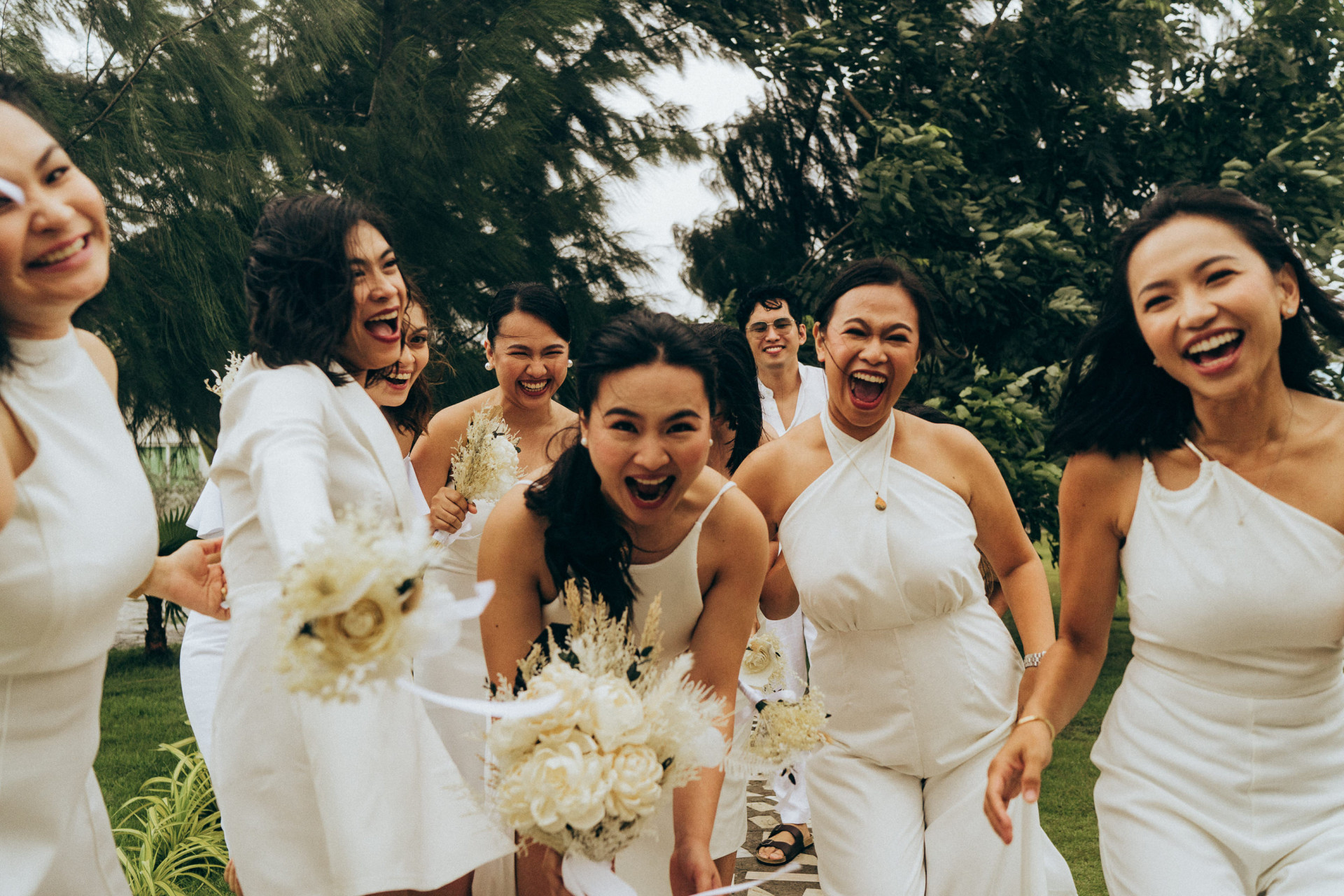 Oak St. Studios Eena and Rouel Sundowners Beach Botolan Zambales Wedding 00053