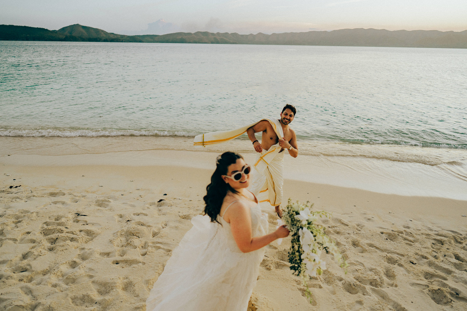 Oak St. Studios Bernadette and Isaac Club Paradise Coron Palawan Beach Elopement Wedding Photographer 00010